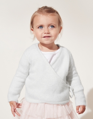 Baby white clearance jumper