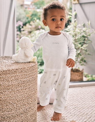 White company sale kids clothes