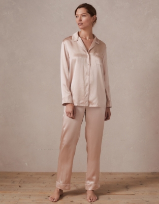 Silk pajamas white online company