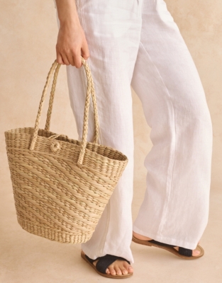 White company store beach bag