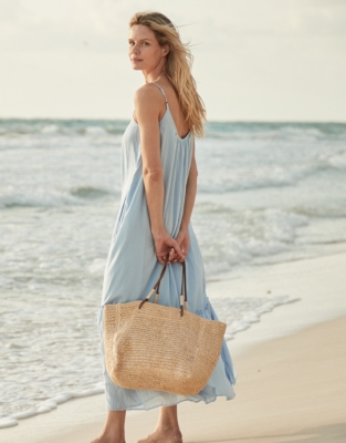 white company beach bag