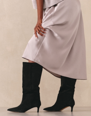 Suede Low Heel High Leg Pointed Boot