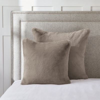 SuperSoft FauxFur Cushion Cover SuperSoft FauxFur Throw & Cushion