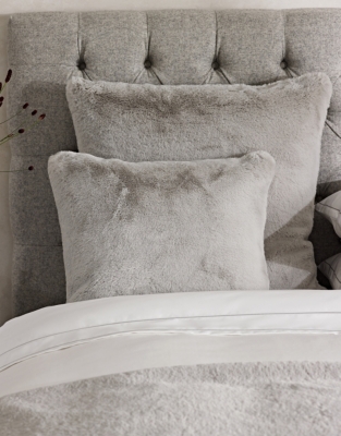 Super Soft Faux Fur Cushion