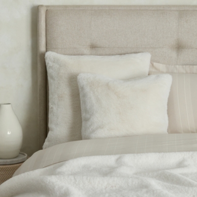 The white company faux fur throw sale