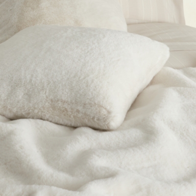 Super Soft Faux Fur Cushion
