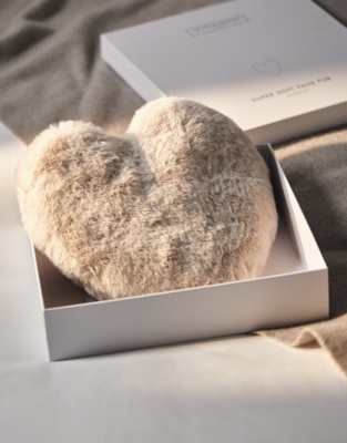 Super Soft Faux Fur Heated Heart