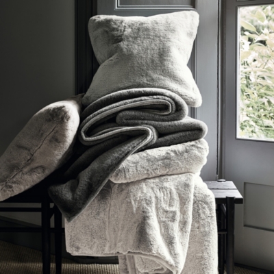 SuperSoft Faux Fur Throw & Cushion Cover Bedroom Sale The White
