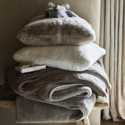 White company online throw