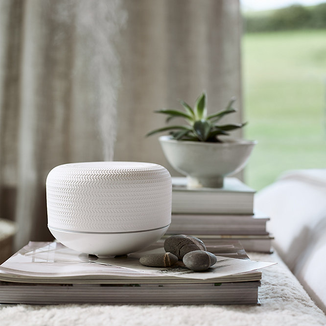 Textured Ceramic Electronic Diffuser | Home Fragrances | The White Company
