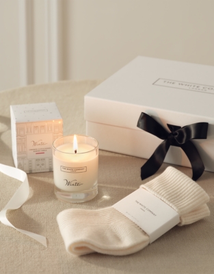 The Christmas Moments Gift Box