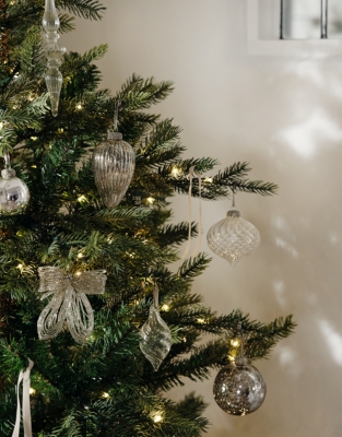 The Complete Tree Set: Vintage Elegance