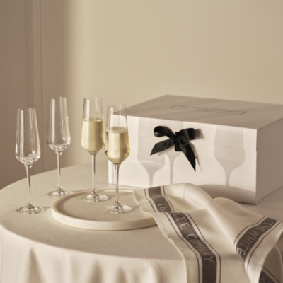 The Made-For-Sharing Gift Box