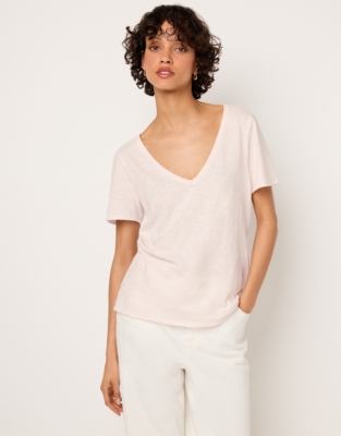 The Perfect Organic Cotton Slub V-Neck T-Shirt - Pink