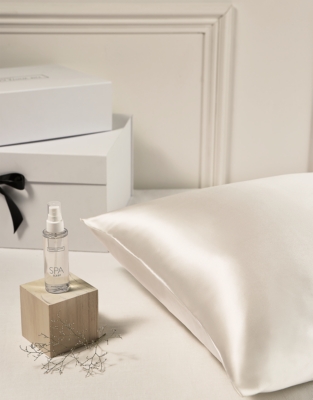 The Sweet Dreams Gift Box