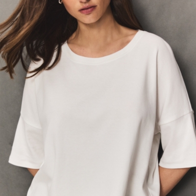 The Ultimate Organic Cotton Cropped Crew Neck T-shirt