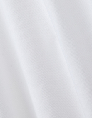 The Ultimate Organic Cotton Cropped V Neck T-shirt