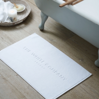 White on sale bath mat