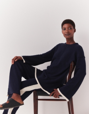 Tipped Bouclé Knit Sweatshirt