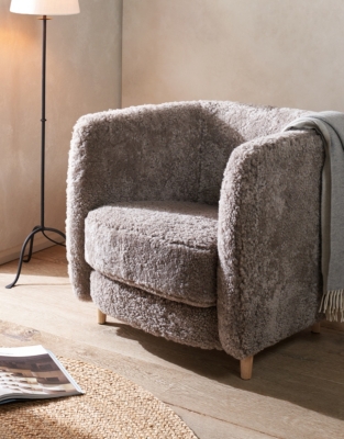 Truffle Cosy Sheepskin Chair