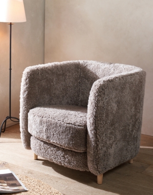 Truffle Cosy Sheepskin Chair
