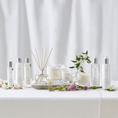 Tuberose & Cashmere Luxury Ribbed Candle 