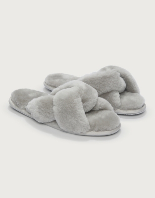 White company hot sale ladies slippers