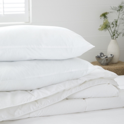 Ultimate Hypoallergenic DownLike Duvet 7.5 Tog Duvets The White