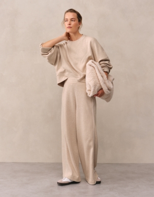 Ultimate Wide Leg Pants with Tipping Detail
