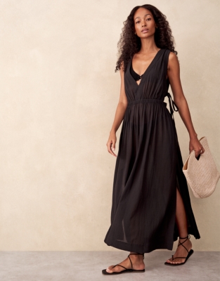 V-Neck Beach Dress - Black