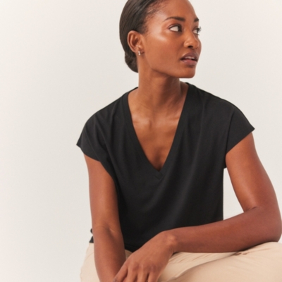 V-Neck Extended Shoulder Tee