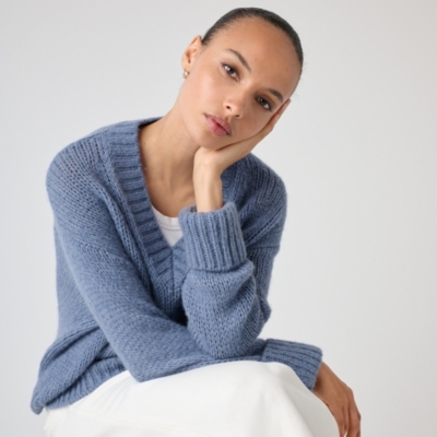 V-Neck Loose Tension Jumper with Alpaca