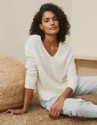 winter white jumpers ladies