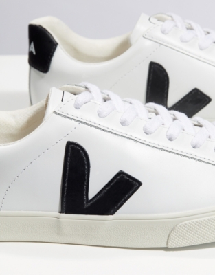 VEJA Esplar Leather Sneakers