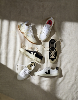 The white store company veja