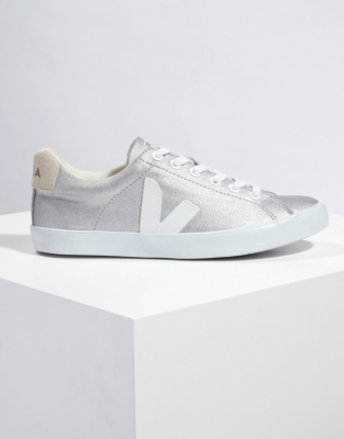 veja silver trainers uk