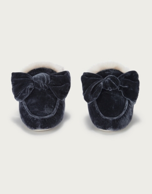 The white company outlet velvet bow slippers