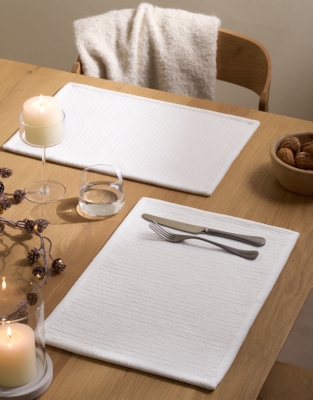 Velvet Placemats – Set of 2