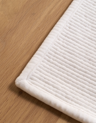 Velvet Placemats – Set of 2