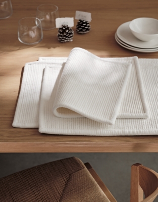 Velvet Placemats – Set of 2