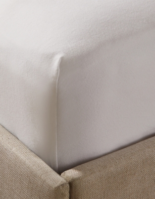 Velvet Touch Brushed Cotton Fitted Sheet