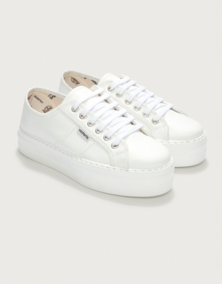 White best sale leather flatforms