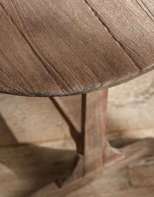 Vineyard Folding Table