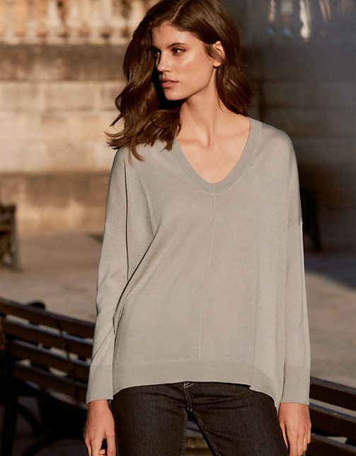 Washable Merino Scoop-Neck Jumper | Jumpers & Cardigans | The White ...