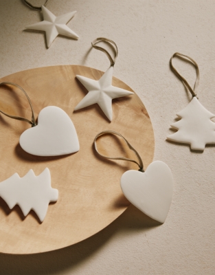 White Ceramic Decorations – Set of 6