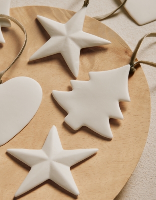 White Ceramic Decorations – Set of 6