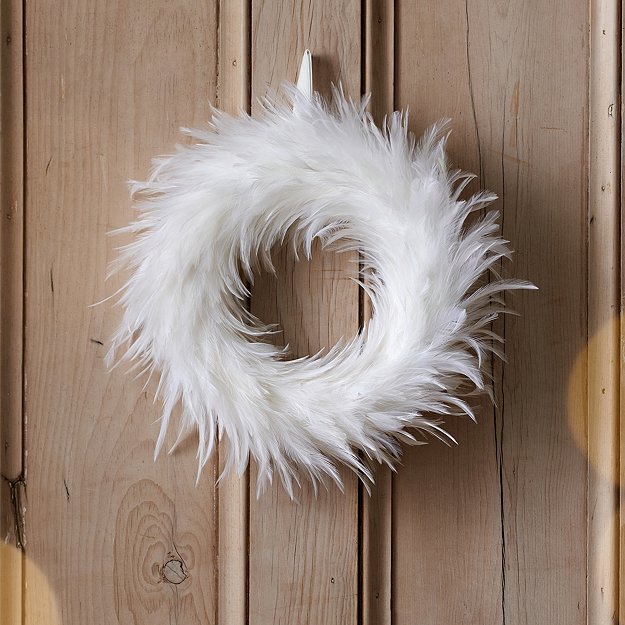 White Feather Wreath – 40cm | Home Accessories Sale | The White Company UK