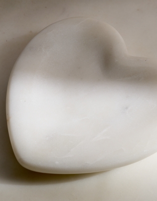 White Marble Heart Dish