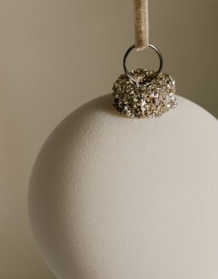 White Matte Bauble – 5.5cm