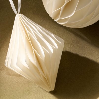 White Paper Decorations – Set of 3
